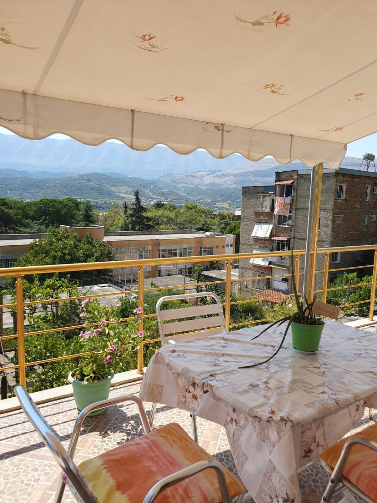 Sara Guesthouse Berat Zewnętrze zdjęcie