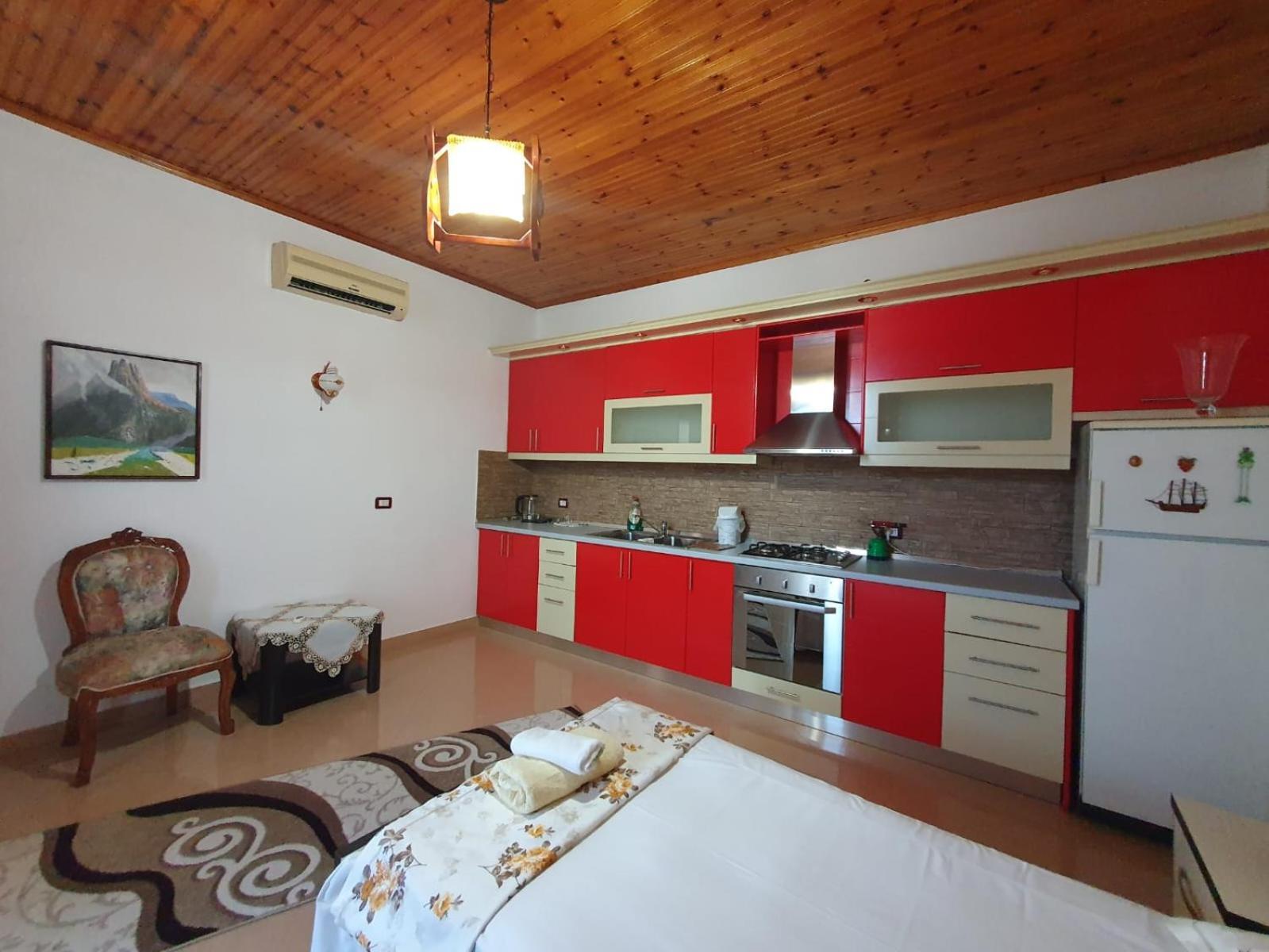 Sara Guesthouse Berat Zewnętrze zdjęcie