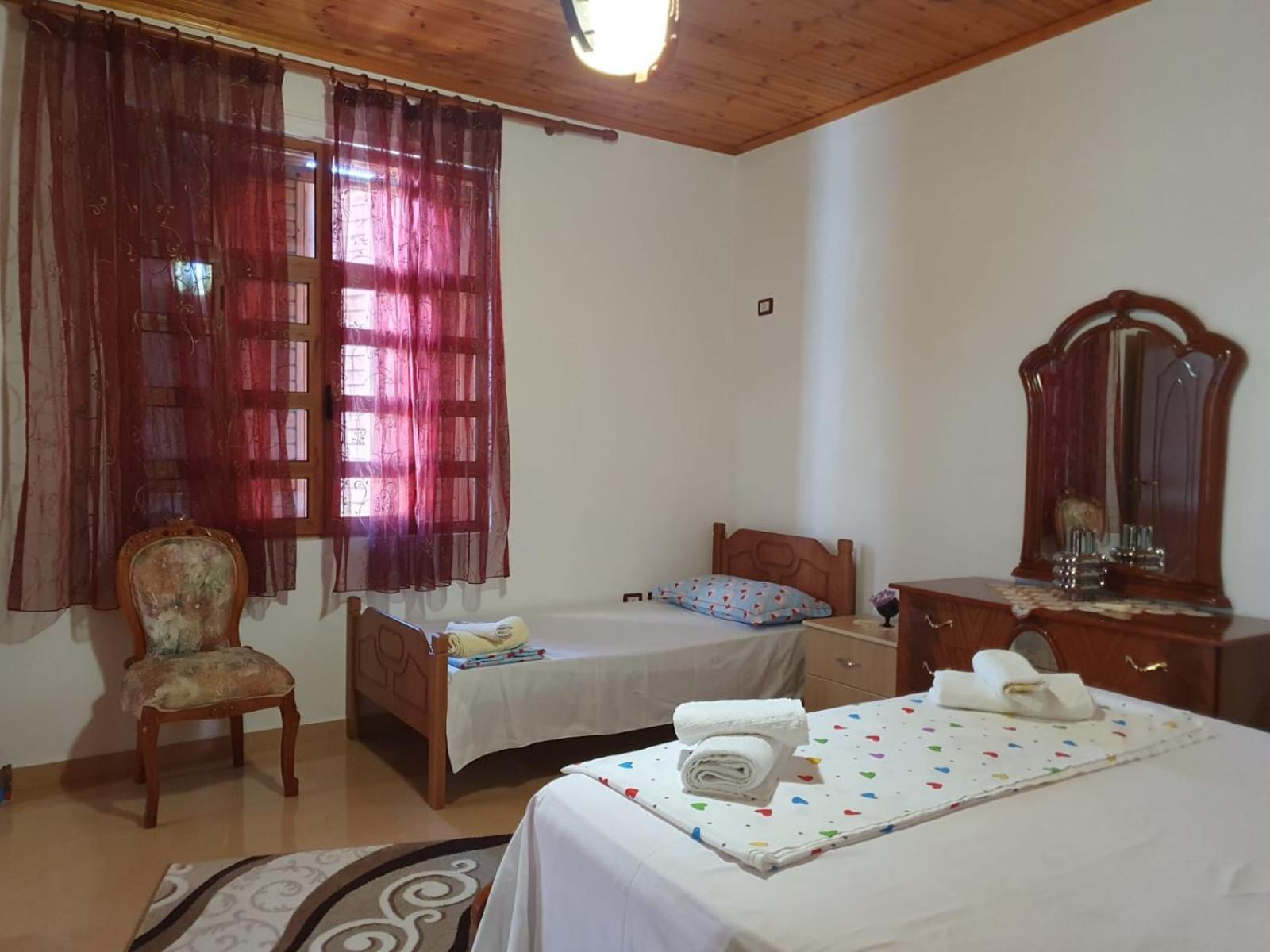 Sara Guesthouse Berat Zewnętrze zdjęcie