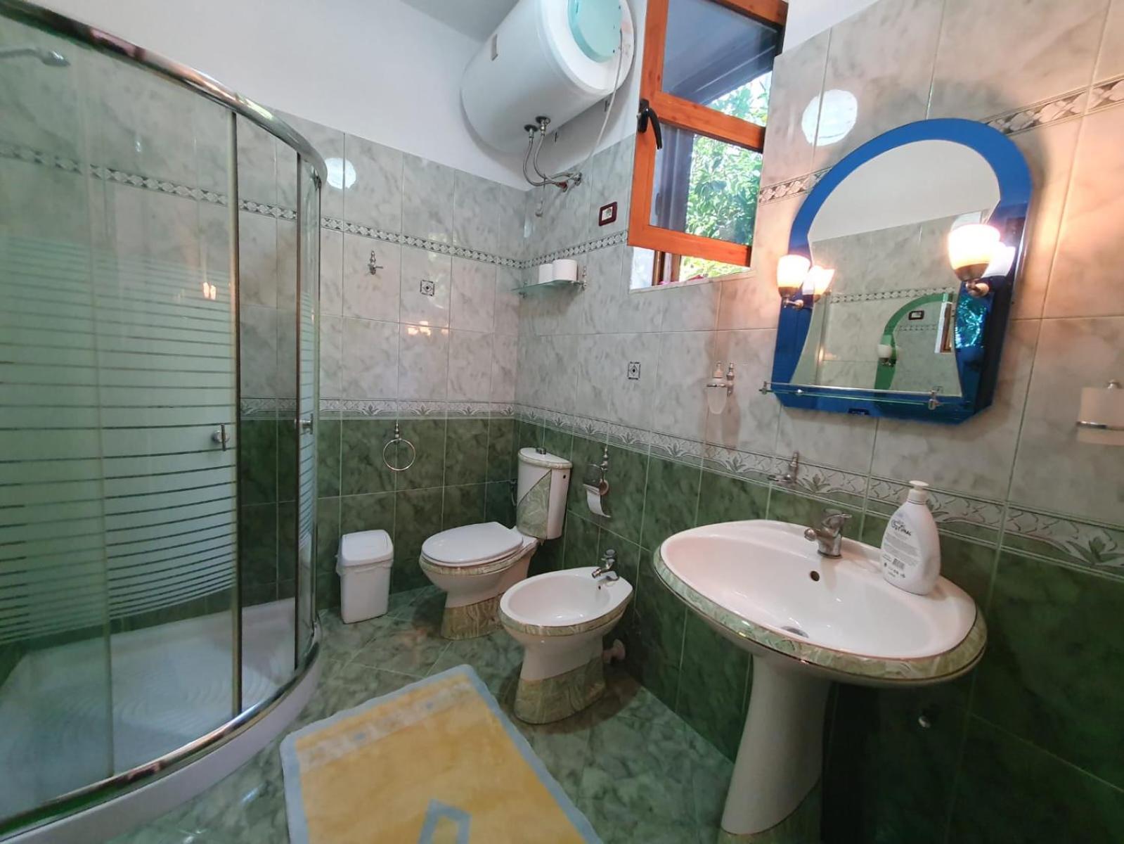 Sara Guesthouse Berat Zewnętrze zdjęcie