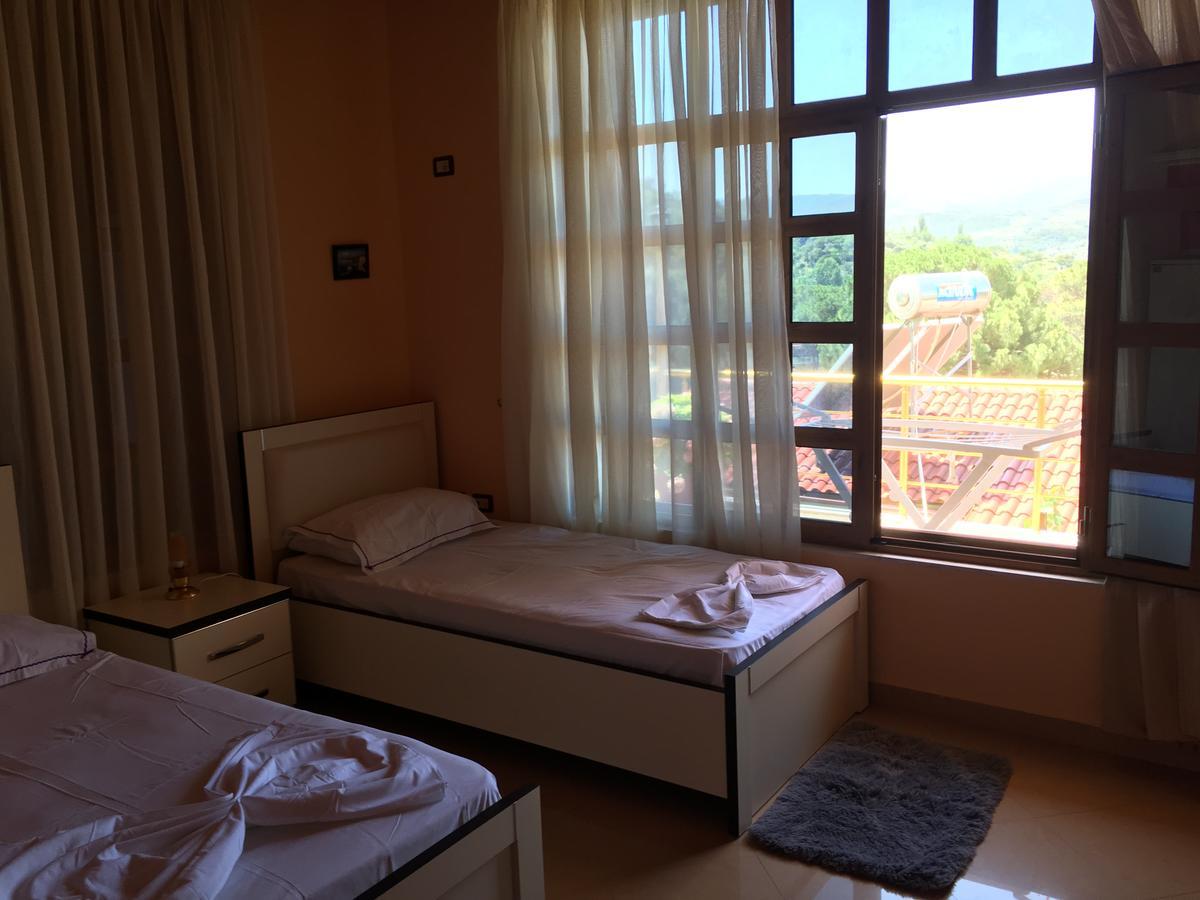 Sara Guesthouse Berat Zewnętrze zdjęcie